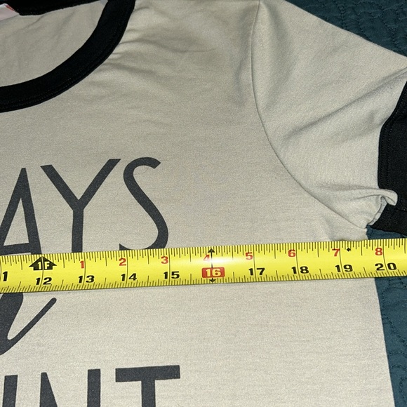 LuLaRoe T-Shirt Bundle - Picture 8 of 9